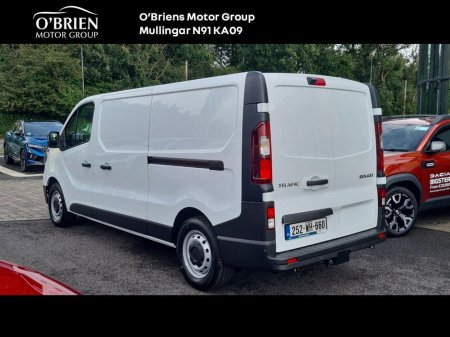 2025 Renault Trafic TRAFIC LL30 BLUE DCI 130 START €27,561