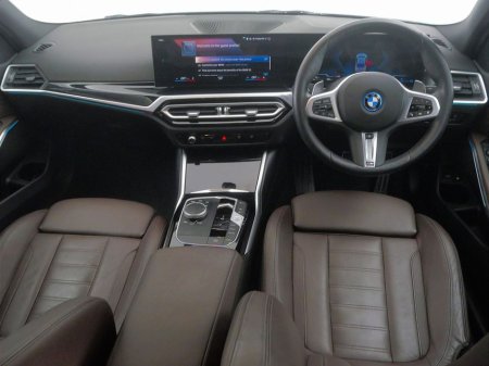 2024 BMW 3 Series 330e M Sport Saloon €48,900 thumbnail