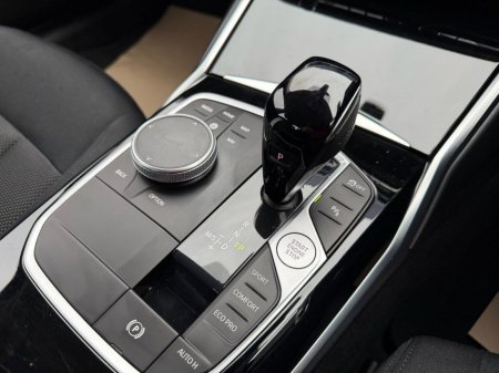 2021 BMW 3 Series - thumbnail 23