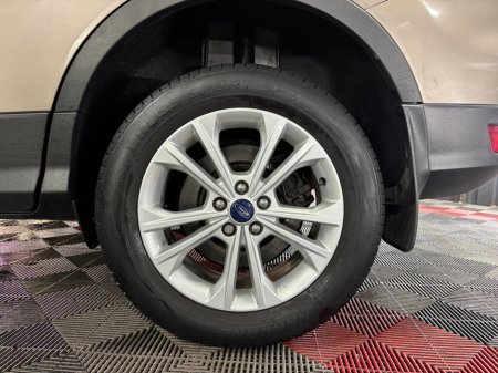 2019 Ford Kuga 1.5TDCi 120PS FWD Titanium €15,950 thumbnail