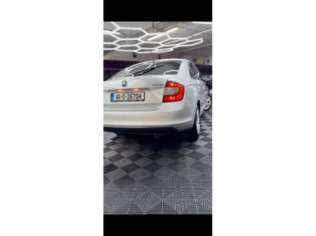 2016 Skoda Rapid 1.2TSI 110HP AMBITION €9,950 thumbnail