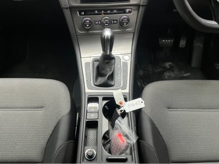 2017 Volkswagen Golf €16950 2017 VOLKSWAGEN GOLF TSI CONFORT LINE CONNECT 1.2 AUTOMATIC / CRUISE CONTROL / REVERSE CAMERA / PADDLE SHIFTERS AND MORE €16,950 thumbnail