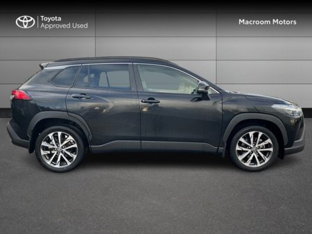 2024 Toyota Corolla Cross FRESH SELECTION OF TRADE-INS COROLLA CROSS SOL 1.8 €39,000 thumbnail