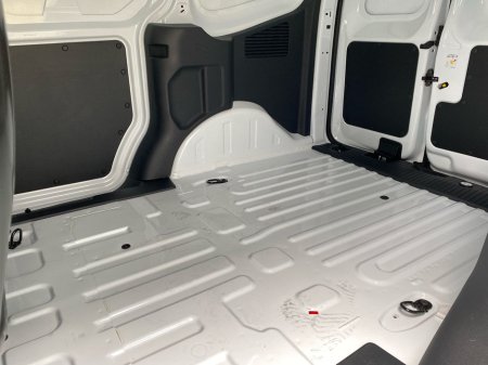 2026 Ford Transit Courier - thumbnail 10