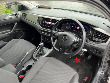 2020 Volkswagen Polo COMFORTLINE AUTOMATIC 1.0 PETROL //LOW MILES//REVERSE CAMERA//ADAPTIVE CRUISE CONTROL//WIRELESS PHONE CHARGING// €17,950 thumbnail
