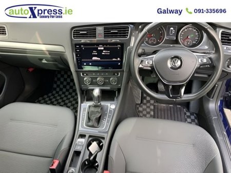 2018 Volkswagen Golf 1.2 TSI Automatic €17,895 thumbnail