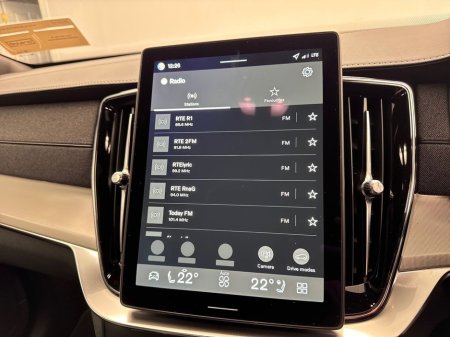 2026 Volvo XC90 T8 BLACK EDITION *IN STOCK* €190 PER WEEK ON PCP €101,395 thumbnail