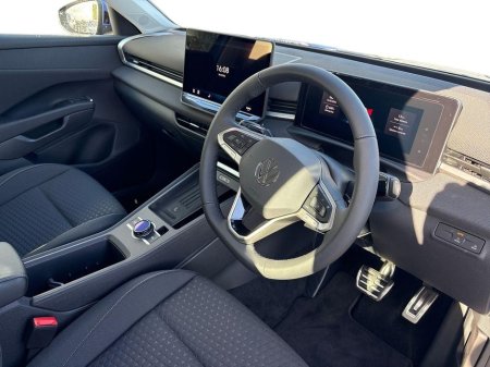 2026 Volkswagen T-Roc - thumbnail 6