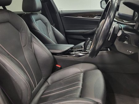 2023 BMW 5 Series - thumbnail 12