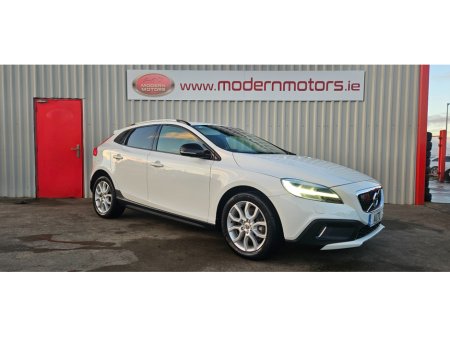 2018 Volvo V40 Cross Country 2.0d d4 automatic low kms