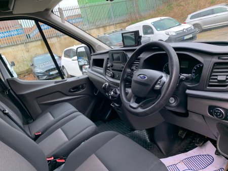 2023 Ford Transit JUMBO 2.0 TDCI 130 PS 350E RWD // PRICE EXCL. VAT // ONE OWNER // GREAT CONDITION // 11/26 CVRT // thumbnail