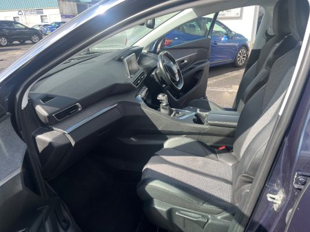 2019 Peugeot 5008 - thumbnail 10