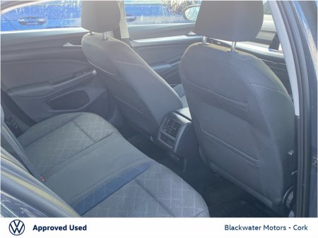 2024 Volkswagen Golf 1.5TSI 5DR LIFE HYBRID AUTOMATIC €31,995 thumbnail