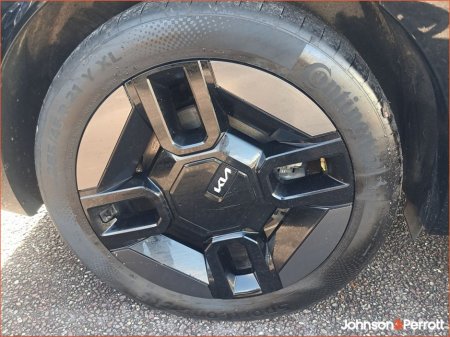 2024 Kia EV9 GT-Line AWD 7-seat €73,900 thumbnail