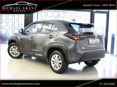 2023 Toyota Yaris Cross 1.5 HYBRID CVT AUTOMATIC LUNA 1 OWNER IRISH CAR €24,900 thumbnail