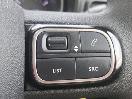 2022 Toyota Proace City Icon Model L1 1.5 Diesel SWB with 3 seats in front and double sliding doors. thumbnail