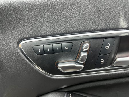 2018 Mercedes-Benz CLA Class €21950! 2018 MERCEDES-BENZ CLA180 AMG STYLE 1.6 AUTOMATIC / CRUISE CONTROL / REVERSE CAMERA / ELECTRIC MEMORY & HEATED SEATS / PADDLE SHIFTERS / PANORAMIC SUNROOF €21,950 thumbnail