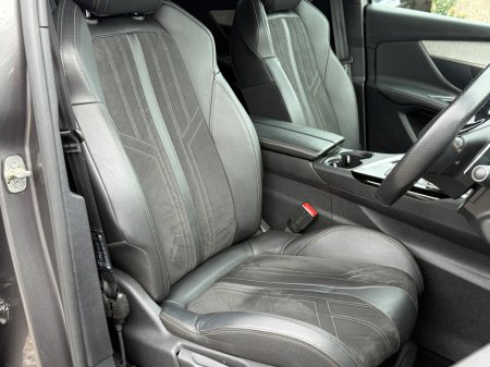 2021 Peugeot 3008 - thumbnail 18