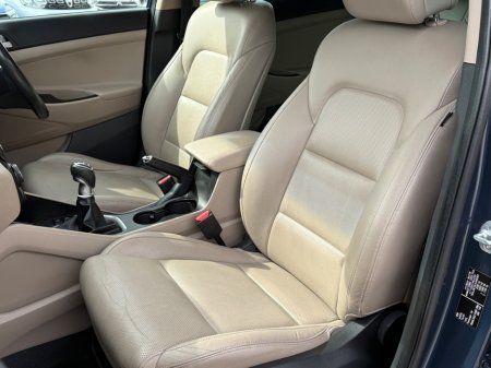 2017 Hyundai Tucson - thumbnail 29