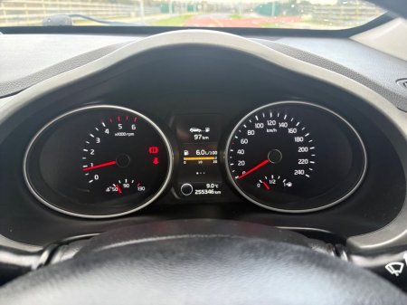 2015 Kia Sportage 1.7 EXL 4DR, Rear Parking Sensors, Reversing Camera, Multi-Function Steering Wheel, Air Conditioning, Alloy Wheels, €12,900 thumbnail