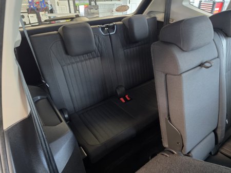 2024 Volkswagen Tiguan A7 LIFE 2.0 TDI D7F 150 €44,950 thumbnail