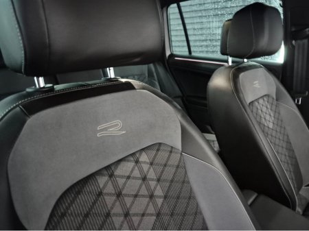 2021 Volkswagen Tiguan - thumbnail 13