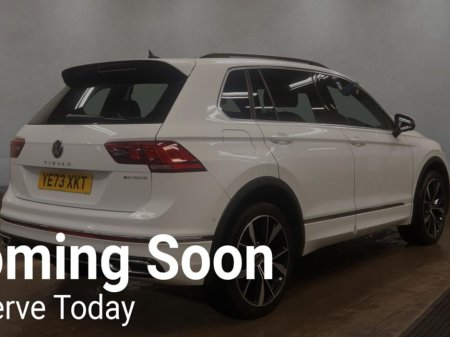 2023 Volkswagen Tiguan R-LINE TSI DSG PLUG-IN HYBRID *IRELANDS BEST PRICED TIGUAN R-LINE - ARRIVING NEXT WEEK - ENQUIRE WITH SALES TEAM* €35,900 thumbnail