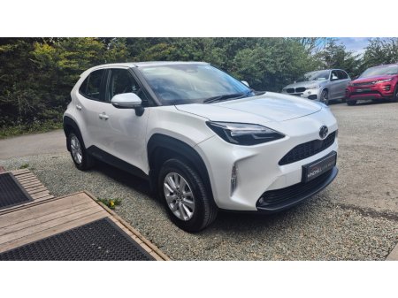 2025 Toyota Yaris Cross - photo 2