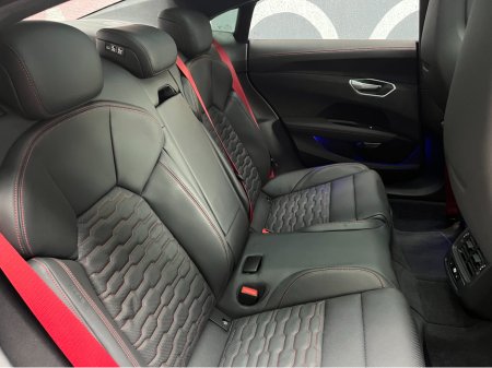 2023 Audi e-tron GT quattro - thumbnail 18