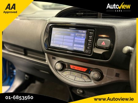 2017 Toyota Yaris /Vitz 1.5 Self-Charging Hybrid. AA APPROVED // FINANCE & NATIONWIDE DELIVERY AVAILABLE // SIMI DEALER €11,995 thumbnail