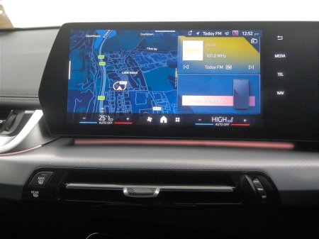 2024 BMW iX1 eDrive20 M Sport €42,900 thumbnail