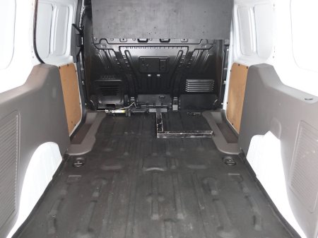 2020 Ford Transit Connect  €16,255