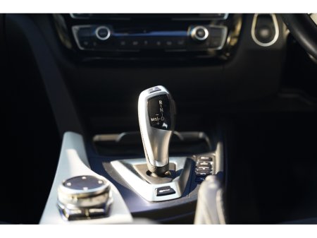 2016 BMW 3 Series - thumbnail 19