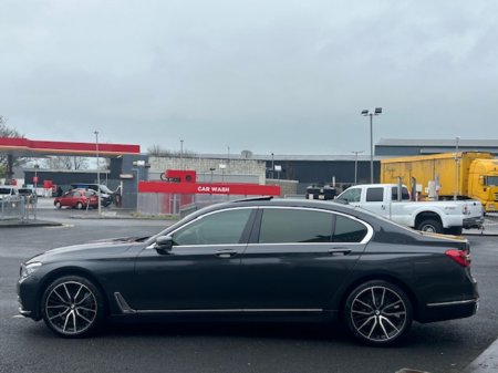 2017 BMW 7 Series  €26,945 thumbnail