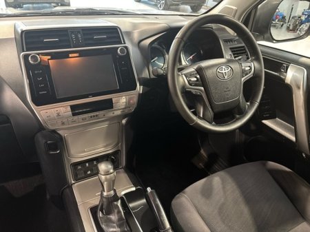 2018 Toyota Landcruiser - thumbnail 8