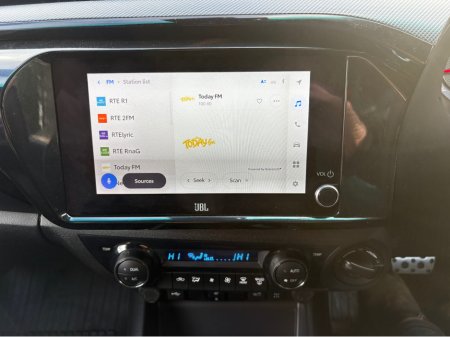 2025 Toyota Hilux 2.8 GR SPORT II thumbnail