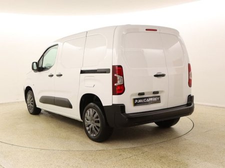 2022 Peugeot Partner - thumbnail 5