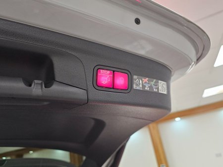 2025 Mercedes-Benz GLE Class - thumbnail 21