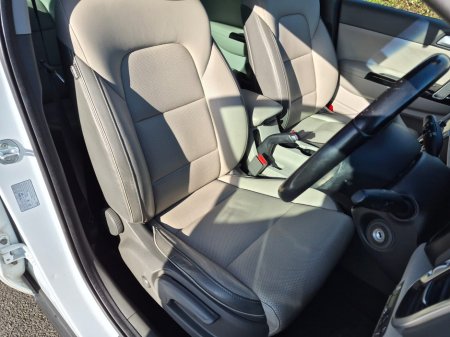 2018 Kia Sportage - thumbnail 19