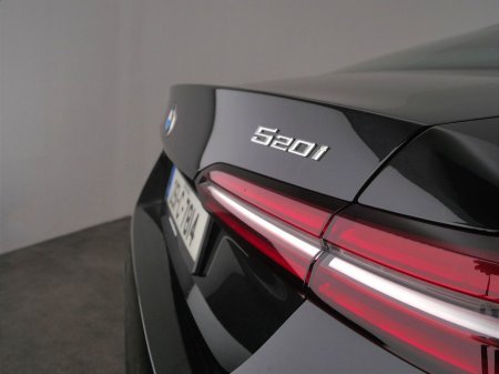 2025 BMW 5 Series - thumbnail 26