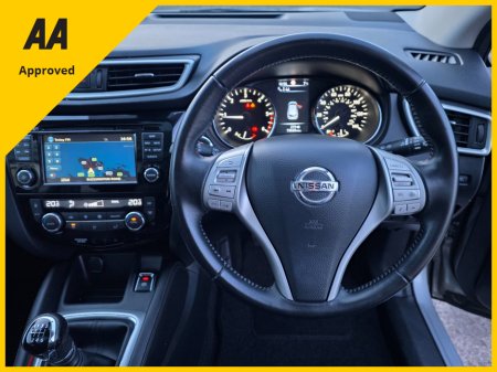 2016 Nissan Qashqai * LOW MILES * TOP SPEC * €11,995 thumbnail