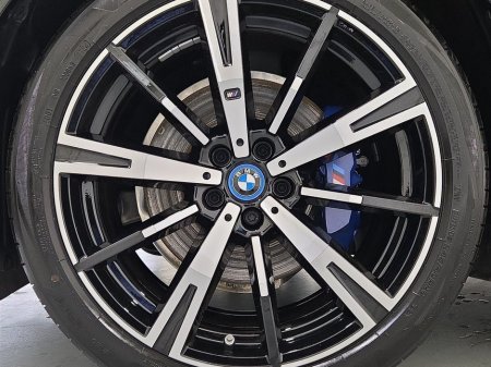 2025 BMW 5 Series 530 E M Sport Auto 530 e M Sport 530 e eDrive 22.1 kWh PHEV 299 184BHP /135 kw Auto Start/Stop thumbnail