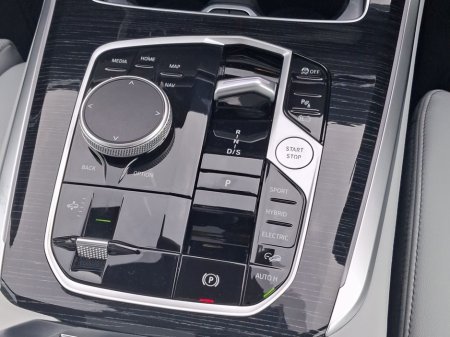 2025 BMW X5 xDrive50e M Sport €117,950 thumbnail