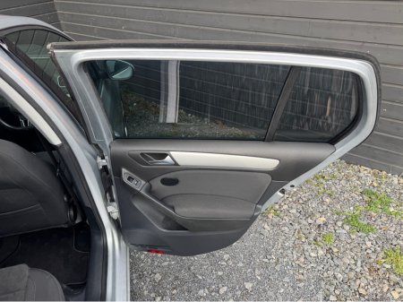 2012 Volkswagen Golf 1.4 TFSI AUTO 5DR €8,995 thumbnail