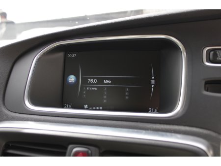 2017 Volvo V40 - thumbnail 14