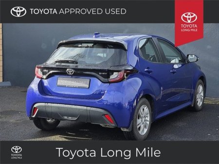 2025 Toyota Yaris - photo 2