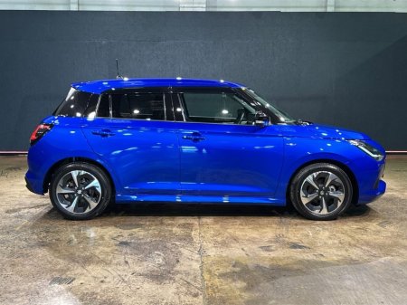 2024 Suzuki Swift - view 2