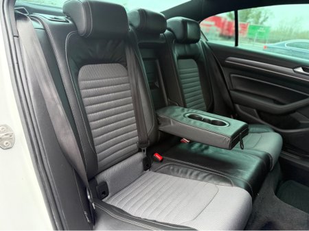 2018 Volkswagen Passat 2.0 TDI R-LINE AUTO*FULL SERVICE HISTORY* €21,995 thumbnail