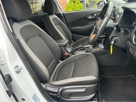 2018 Hyundai Kona - thumbnail 20