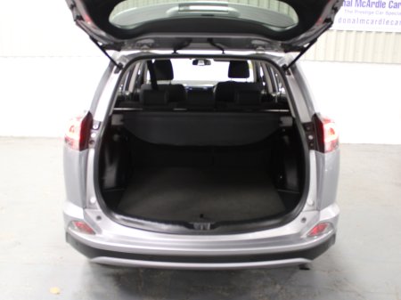 2017 Toyota Rav4 2.0 D-4D BUSINESS EDITION TSS 5DR thumbnail